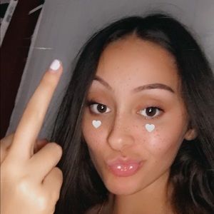 Meet your Posher, Isabella